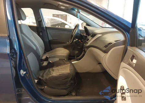 2015 Hyundai Accent Gls z USA, uszkodzony, nr VIN KMHCT4AE1FU820672